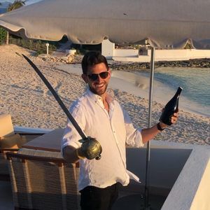 Meet your Posher, Scott